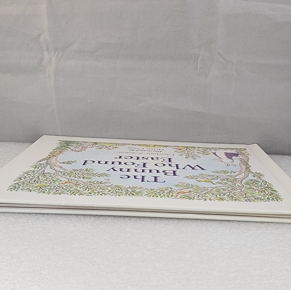 The Bunny Who Found Easter by Charlotte Zolotow Children's Book - Picture 6 of 11